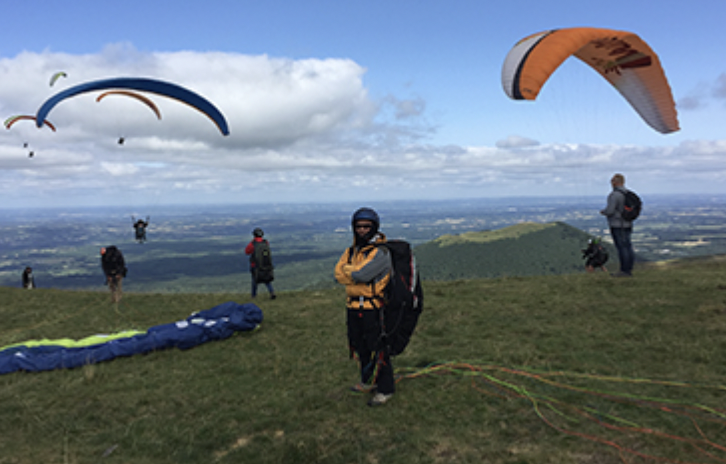 PARAGLIDING TANDEM FLIGHT, JUGRA HILL BANTING - Image 3